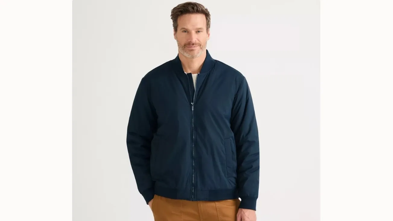 Men's Navy Blue WanderFree Insulated Bomber Jacket.