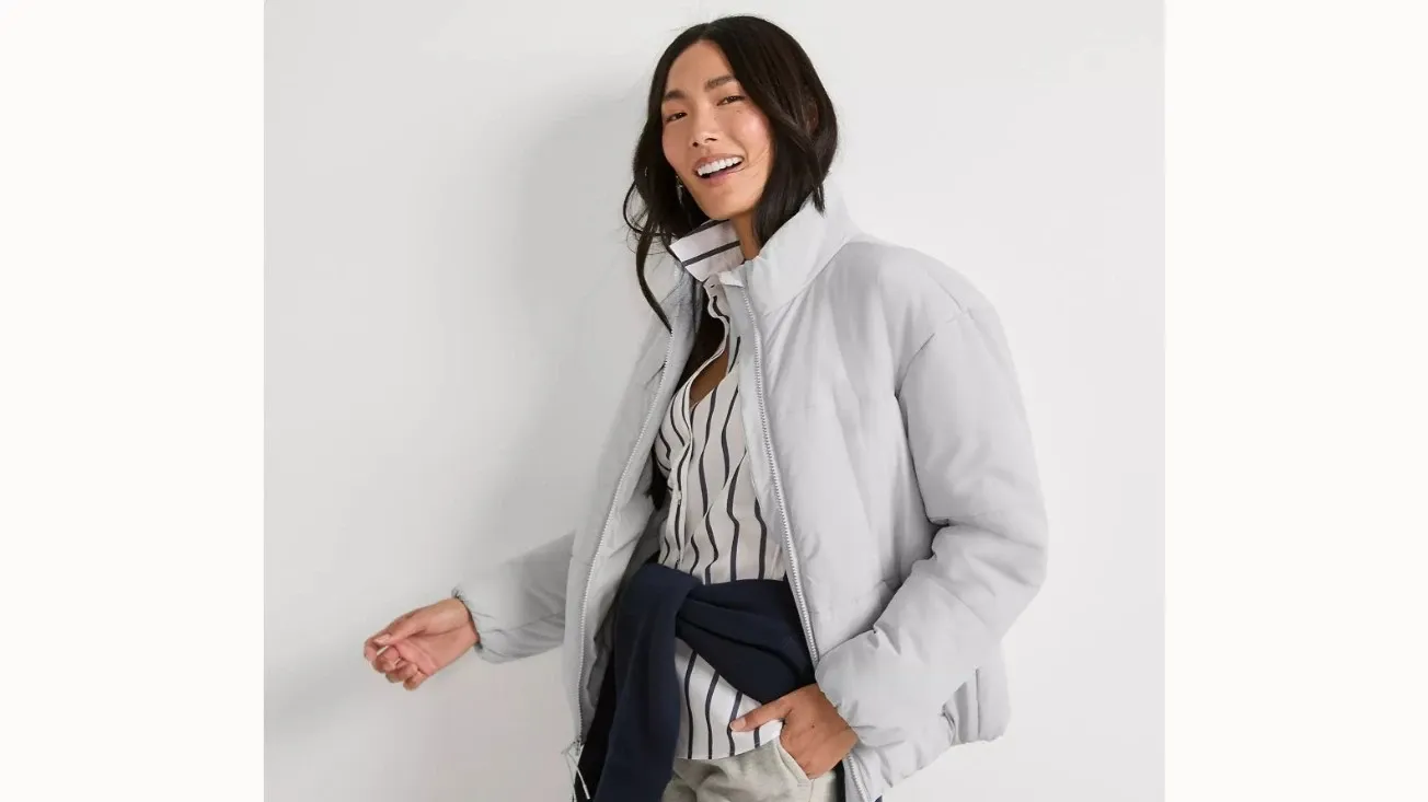Women's Insulated Wide Channel Commuter Jacket.