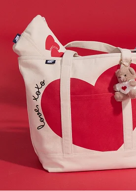 Canvas totes with heart designs